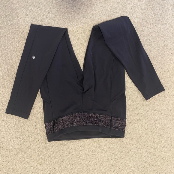 Lululemon Pants with pockets - Picture 6 of 7